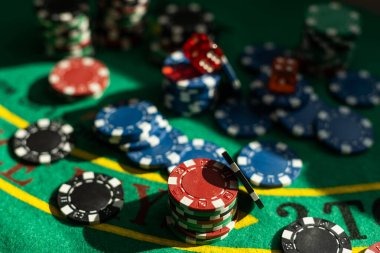 Pragmatic Play live-dealer studio interface on murah slot showing multiple camera angles and betting controls